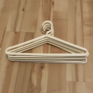 10 Hangers